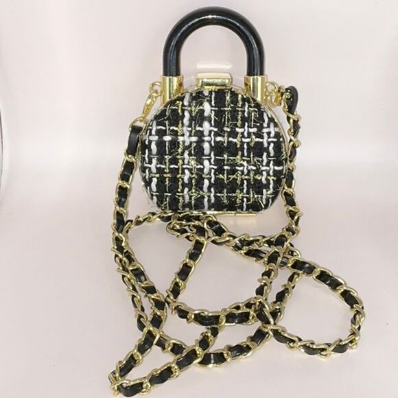 Elegant Black and Gold Tweed Handbag - Picture 1 of 2